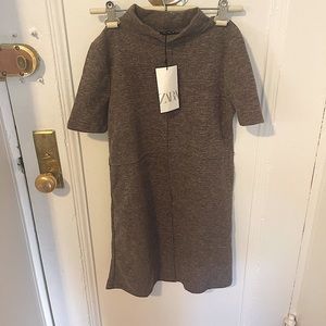 Zara: Soft grey short sleeve sweater dress
